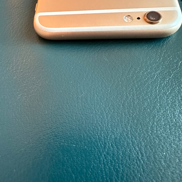 iPhone 6s - Picture 8 of 10